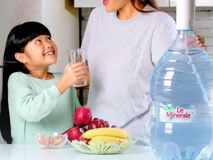 Pentingnya Jaga Cairan & Mineral untuk Tubuh Saat Berpuasa