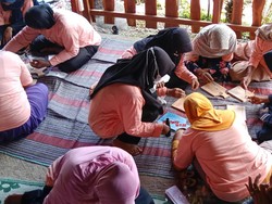Mak Ganjar DIY Gelar Pelatihan Mewarnai & Melukis di Kulon Progo