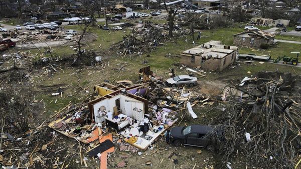 Mengerikan! Permukiman di AS Luluh Lantak Diterjang Tornado