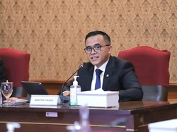 Menteri PANRB Ungkap Tukin Camat Jomplang: Ada yang Rp 2 Juta dan Rp 80 Juta