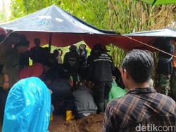 Korban Tewas Akibat Ledakan Petasan di Kaliangkrik Magelang Dimakamkan