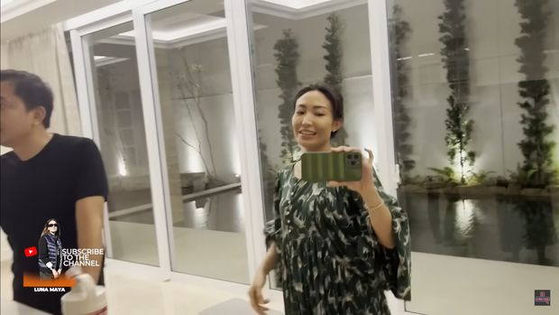 Rumah baru Ayu Dewi