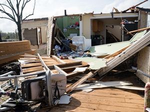 Sisa-sisa Badai Tornado yang Menghantam Kawasan Georgia