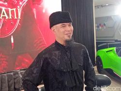 Ahmad Dhani dan Ide Naturalisasi Out of The Box