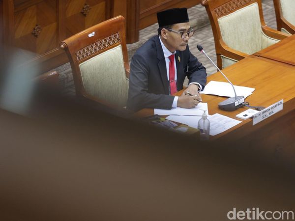 Annas-Imron Jalani Uji Kepatutan dan Kelayakan Hakim Agung
