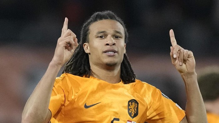 Netherlands Nathan Ake celebrates scoring his sides second goal during the Euro 2024 group B qualifying soccer match between the Netherlands and Gibraltar at De Kuip stadium in Rotterdam, Netherlands, Monday, March 27, 2023. (AP Photo/Peter Dejong)