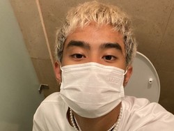 Devano Akhirnya Buka Suara Diisukan Pindah Agama Gegara Kalung Salib