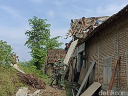 30 Rumah di 3 Kecamatan Rusak Terdampak Angin Kencang Blitar