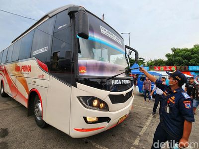 Persiapan Mudik, Bus AKAP Dicek Kesehatannya