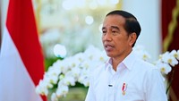 Jokowi Resmi Teken PP THR dan Gaji ke-13, Ini Daftar Penerimanya