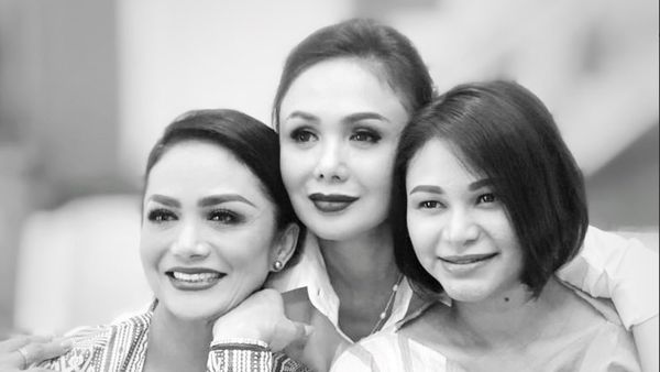 8 Potret Kartika Sary Adik KD & Yuni Shara, Cantik Berparas Mirip Rossa