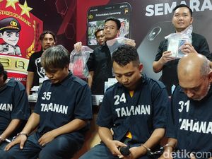 Modus Cek Resi Acak, Komplotan Maling Gasak 77 iPhone Rp 1,2 M di Semarang