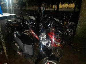 14 Remaja Pakai Petasan saat Sahur On The Road Diamankan 14 Remaja Pakai Petasan saat Sahur On The Road Diamankan