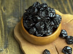 Cara Bedakan Kurma Ajwa Asli dan Palsu, Jangan Salah Pilih!