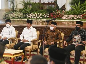 Survei Charta Politika: Kepuasan Kinerja Jokowi 79,1%, Melebihi Sebelum COVID Survei Charta Politika: Kepuasan Kinerja Jokowi 79,1%, Melebihi Sebelum COVID