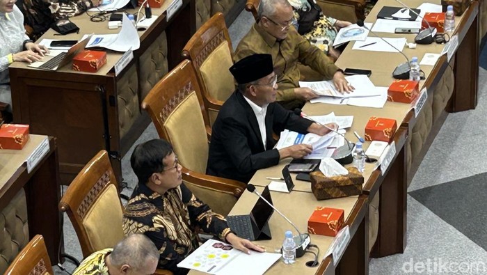 Plt Menpora Muhadjir Effendy