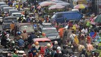 Pasar Tumpah Bikin Macet, Nih Potretnya
