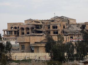 Penampakan Istana Megah Saddam Hussein yang Rusak Terbengkalai Penampakan Istana Megah Saddam Hussein yang Rusak Terbengkalai