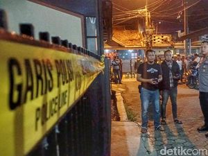 Pelaku Tunggu Eks Ketua KY Jaja Ahmad Jayus di Depan Rumah Sebelum Bacok Pelaku Tunggu Eks Ketua KY Jaja Ahmad Jayus di Depan Rumah Sebelum Bacok