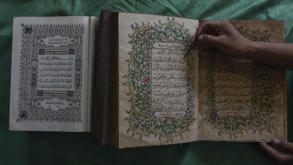Wujud Al-Quran Kuno yang Ditulis Tangan, Berusia 150 Tahun Lebih