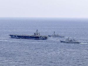 Korsel, AS dan Jepang Gelar Latihan Anti Kapal Selam Korut Korsel, AS dan Jepang Gelar Latihan Anti Kapal Selam Korut