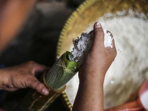 Mengenal Lemang, Makanan Masyarakat Melayu yang Gurih dan Legit