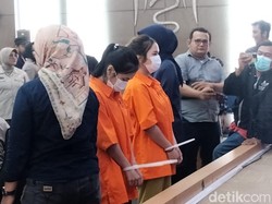 Promosi Situs Judi Online, Selebgram Kembar Asal Sumbar Ditangkap