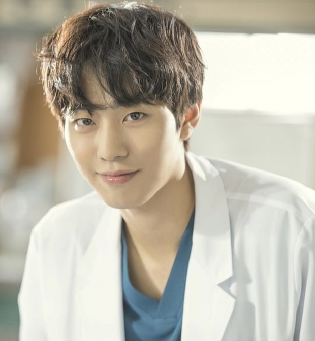 Seo Woo Jin yang introvert dalam Dr. Romantic 2 / Foto: Soompi.com