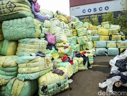 Pakaian Impor Bekas Sudah Lama Dilarang, Kok Tetap Ada Terus?