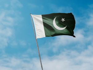 Pakistan Usir 200 Ribu Warga Afghanistan Sejak April Pakistan Usir 200 Ribu Warga Afghanistan Sejak April