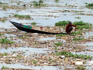 Inisiatif Ini Halau Sampah Plastik Masuk Laut