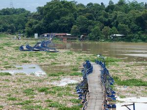Masuk Sungai Terkotor di Dunia, Citarum Direvitalisasi dengan 5 Cara Ini Masuk Sungai Terkotor di Dunia, Citarum Direvitalisasi dengan 5 Cara Ini