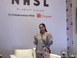 Nagita Slavina Rilis Baju Lebaran yang Fleksibel Dipakai Jalan-jalan