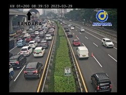 Lalin Tol Dalam Kota Cawang ke arah Pancoran Merah Pagi Ini