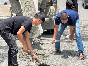 Pemkot Pekanbaru Timpa 2 Jalan yang Viral Dicor Pemuda Pakai Duit Pribadi Pemkot Pekanbaru Timpa 2 Jalan yang Viral Dicor Pemuda Pakai Duit Pribadi