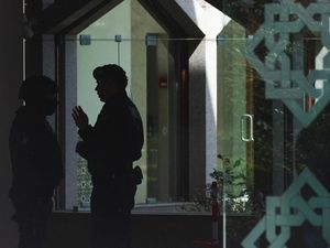 Teror di Islamic Centre Portugal, 2 Perempuan Tewas