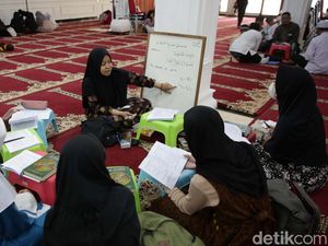 Ratusan Anak Ikuti Pesantren Ramadan di Masjid Sunda Kelapa