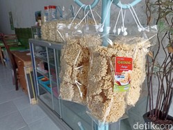 Produsen Rengginang Ketiban Berkah Ramadhan, Pesanan Melimpah