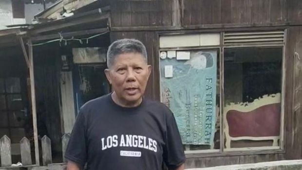 Rumah Gubuk Kayu Natasha Wilona