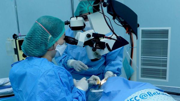 140 Orang Terima Layanan Operasi Katarak Gratis