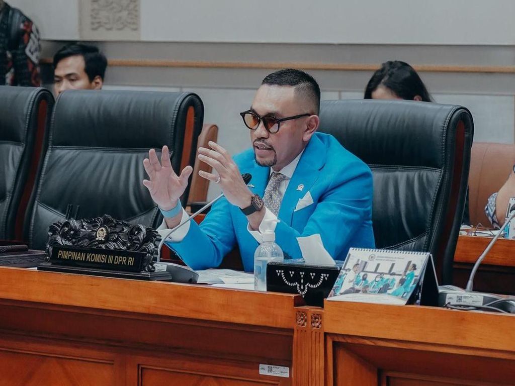 Usai Rapat Bareng Mahfud, NasDem Usul Bentuk Pansus Usut TPPU Rp 349 T Usai Rapat Bareng Mahfud, NasDem Usul Bentuk Pansus Usut TPPU Rp 349 T