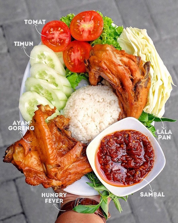 Ayam Goreng Bu Tini / Foto: Instagram.com/Hungryfever Ayam Goreng Bu Tini
