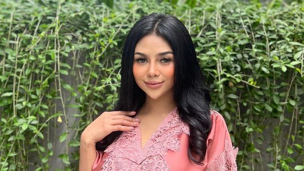 5 Potret Bunga Aurellie Ngerem Gibah dan Pesta Selama Ramadan