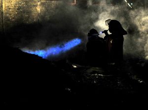 Gudang Minyak dan Ban Bekas di Jambi Ludes Terbakar