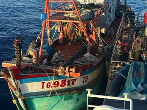 Tangkap Ikan di Laut Natuna, Kapal Asal Vietnam Diciduk KKP