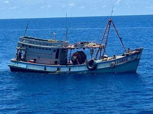Kena Deh! Penampakan Kapal Vietnam yang Ditangkap KKP di Natuna Kena Deh! Penampakan Kapal Vietnam yang Ditangkap KKP di Natuna