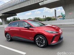 Laris Manis! Pesanan MG 4 EV Diklaim Tembus 1.000 Unit Lebih