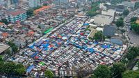 Padatnya Pasar Tasik Cideng di Pusat Kota Jakarta