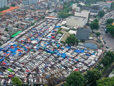 Padatnya Pasar Tasik Cideng di Pusat Kota Jakarta