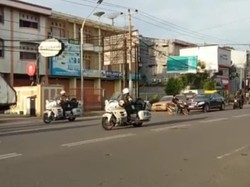 Jokowi Tak di Mobil saat Pemotor di Makassar Terobos Iring-iringan RI 1